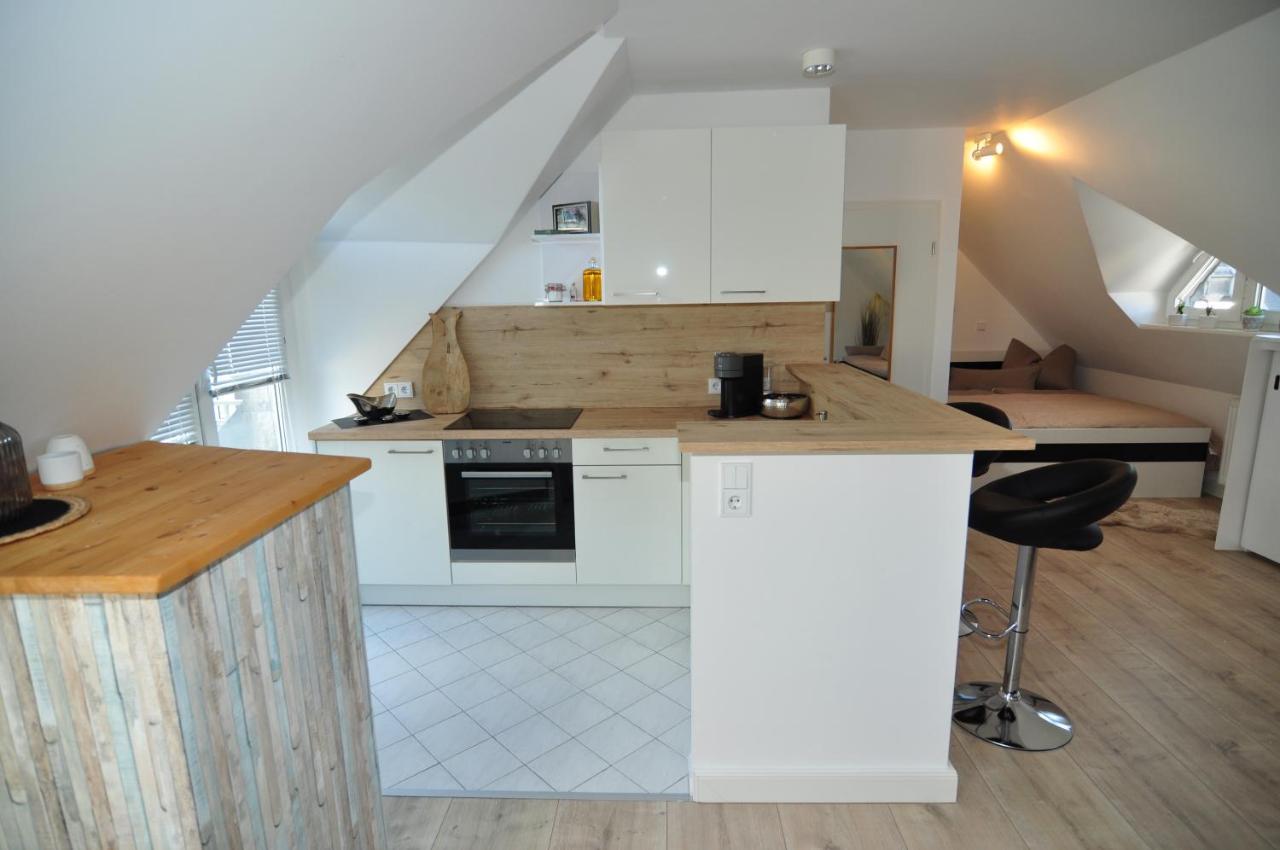 Attraktives Appartement Im Stadtzentrum Plauen Balkon Lift Exterior foto